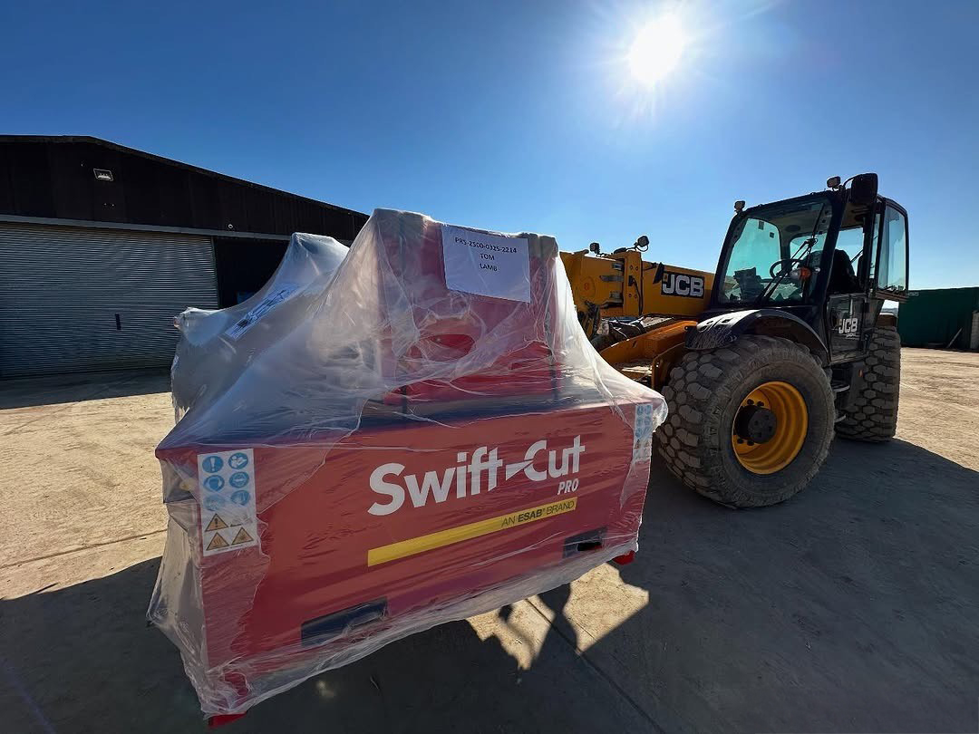 YouTuber Tom Lamb being delivered his own Swift-Cut Pro Table