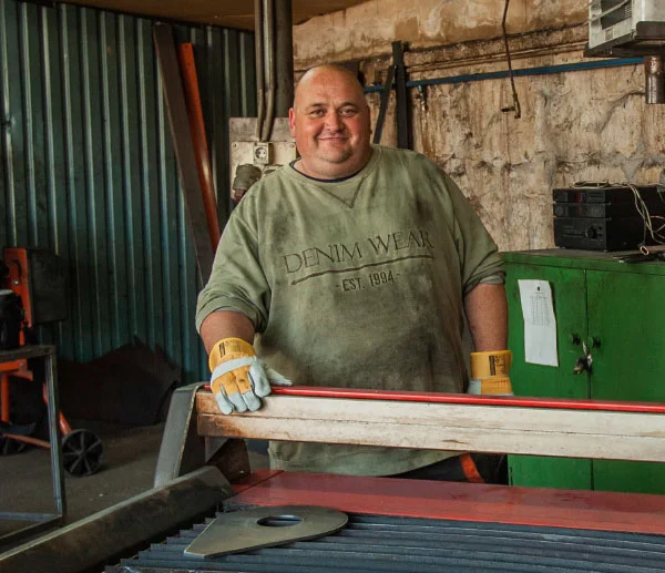 Alex Fémbútor KFT with his Swift-Cut 2500 Pro in 2017.
