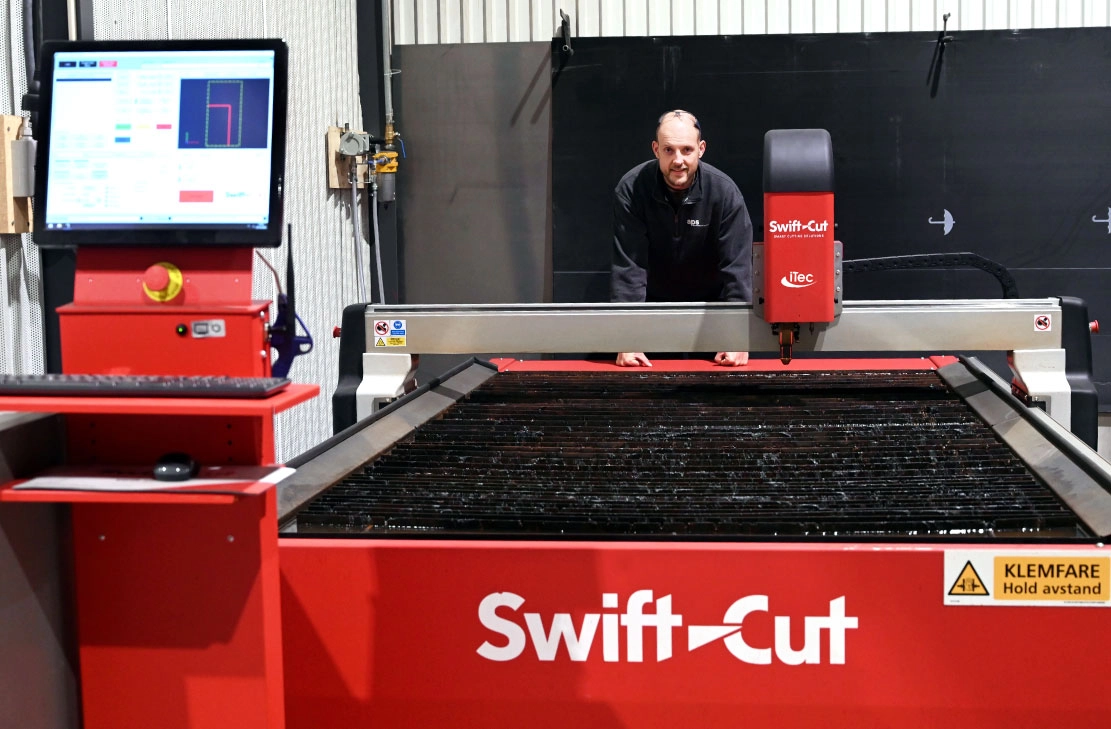 APs Norway Swift=Cut Pro CNC cutting table